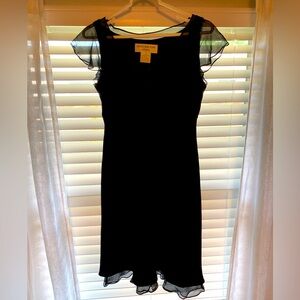 Jones New York scalloped dress, wmns size 6